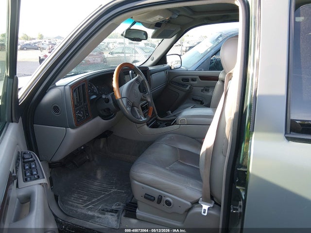 45072064 :رقم المزاد ، 3GYEK63N33G240289 vin ، 2003 Cadillac Escalade Ext Standard مزاد بيع