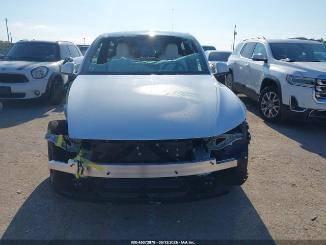 2026 Tesla Model Y Premium Rear-wheel Drive/rear-wheel Drive მანქანა იყიდება აუქციონზე, vin: 7SAYGDED5TA680128, აუქციონის ნომერი: 45072076