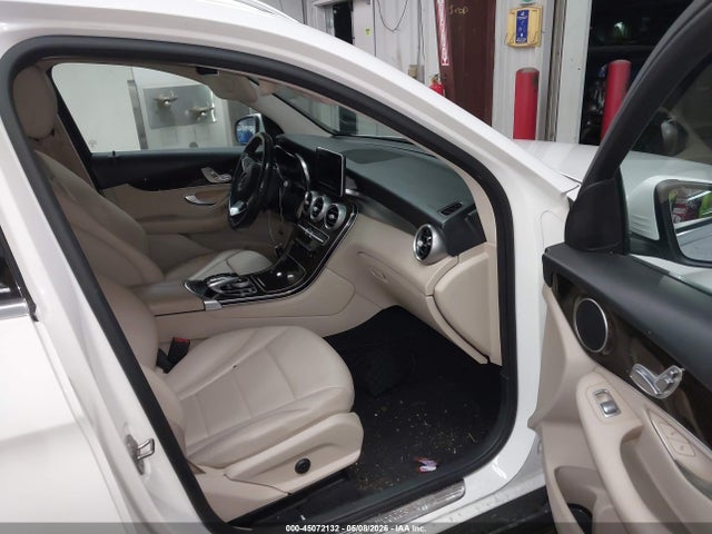 Auction sale of the 2016 Mercedes-benz Glc 300, vin: WDC0G4JB0GF109532, lot number: 45072132