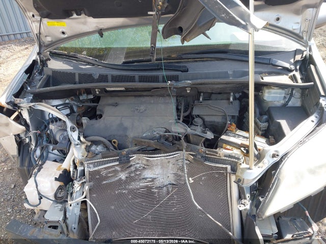Продаж на аукціоні авто 2016 Toyota Sienna Le 8 Passenger, vin: 5TDKK3DC3GS739282, номер лоту: 45072175
