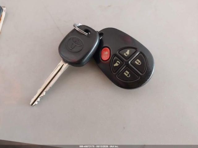 Продаж на аукціоні авто 2016 Toyota Sienna Le 8 Passenger, vin: 5TDKK3DC3GS739282, номер лоту: 45072175