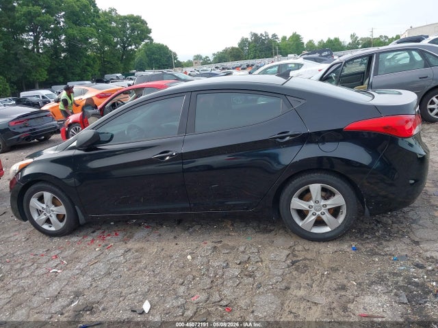 45072191 :رقم المزاد ، KMHDH4AE8DU854689 vin ، 2013 Hyundai Elantra Gls مزاد بيع