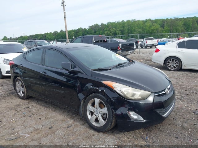45072191 :رقم المزاد ، KMHDH4AE8DU854689 vin ، 2013 Hyundai Elantra Gls مزاد بيع