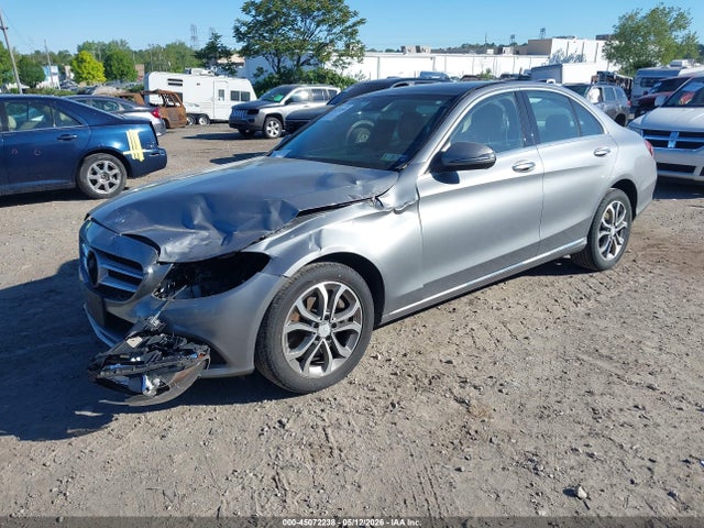 45072238 :رقم المزاد ، 55SWF4KBXGU115598 vin ، 2016 Mercedes-benz C-class C 300 مزاد بيع