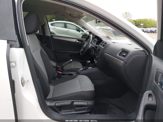 45072269 :رقم المزاد ، 3VW2B7AJ6HM349978 vin ، 2017 Volkswagen Jetta 1.4t S مزاد بيع