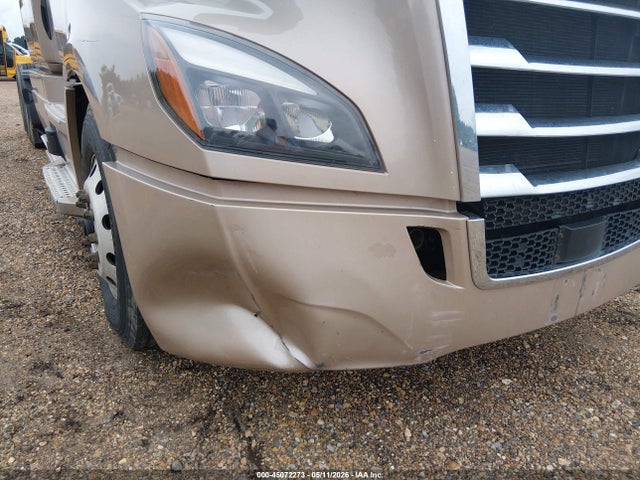 Продажа на аукционе авто 2021 Freightliner New Cascadia 126, vin: 3AKJHHDR2MSLX5619, номер лота: 45072273