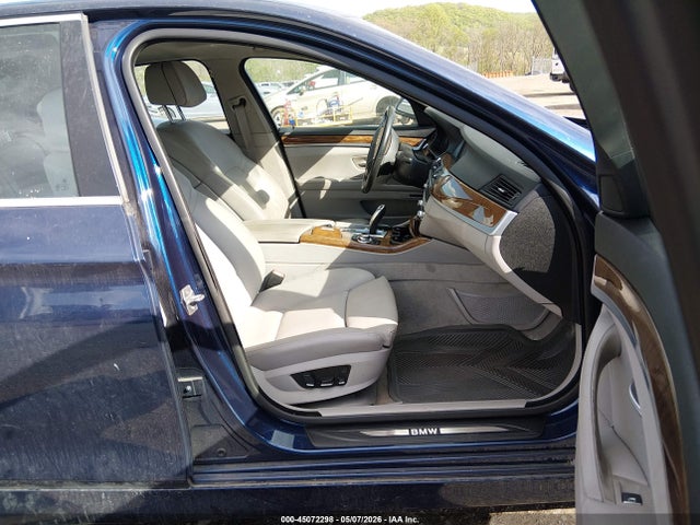 Продажа на аукционе авто 2013 Bmw 528i Xdrive, vin: WBAXH5C53DDW14998, номер лота: 45072298