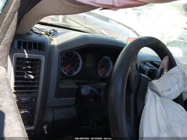 45072302 :رقم المزاد ، 1C6RR6FP7DS694479 vin ، 2013 Ram 1500 Tradesman مزاد بيع