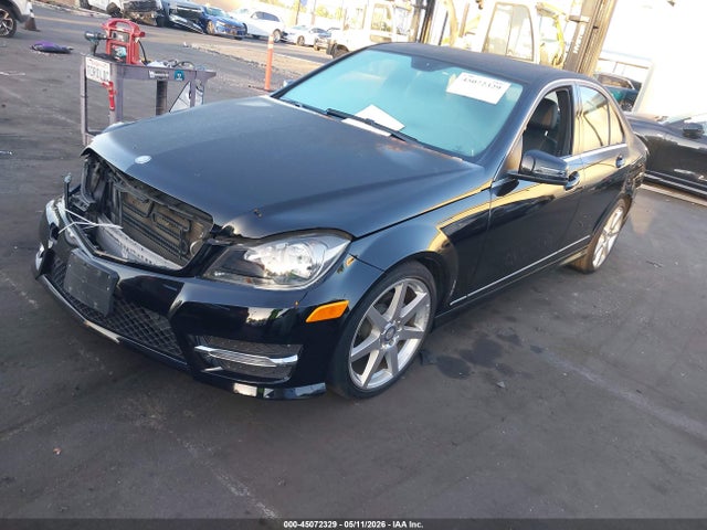 Продаж на аукціоні авто 2014 Mercedes-benz C 250 Sport, vin: WDDGF4HB1EA926862, номер лоту: 45072329