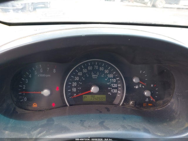 Auction sale of the 2010 Kia Sedona Lx, vin: KNDMG4C35A6352113, lot number: 45072336