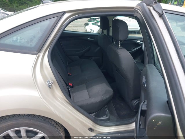 2018 Ford Focus Se მანქანა იყიდება აუქციონზე, vin: 1FADP3F2XJL327759, აუქციონის ნომერი: 45072397