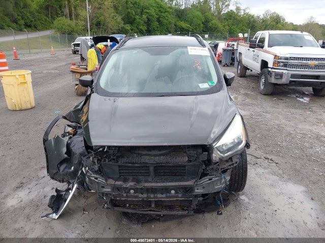 Продажа на аукционе авто 2018 Ford Escape Se, vin: 1FMCU0GD5JUA79990, номер лота: 45072401