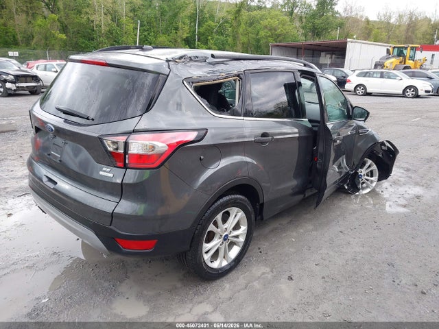 Продажа на аукционе авто 2018 Ford Escape Se, vin: 1FMCU0GD5JUA79990, номер лота: 45072401