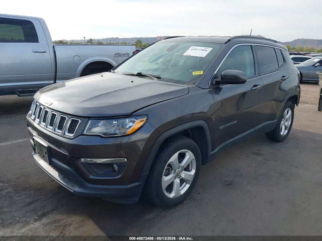 Jeep Compass Latitude 4x4 2019 3C4NJDBB8KT689588 Image 2