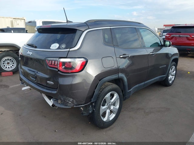 Jeep Compass Latitude 4x4 2019 3C4NJDBB8KT689588 Image 4