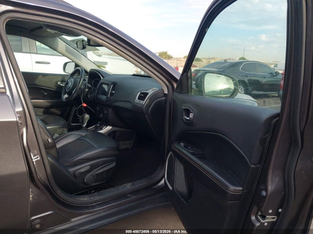 Jeep Compass Latitude 4x4 2019 3C4NJDBB8KT689588 Image 5