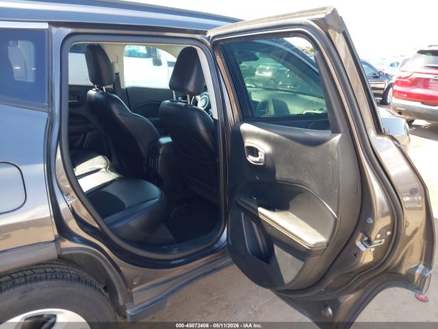 Jeep Compass Latitude 4x4 2019 3C4NJDBB8KT689588 Image 8