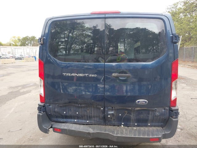 Продажа на аукционе авто 2015 Ford Transit-250, vin: 1FTNR1ZM1FKA39913, номер лота: 45072410