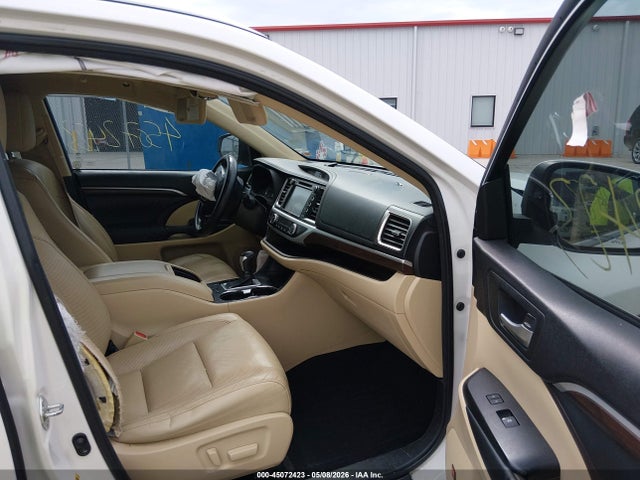 45072423 :رقم المزاد ، 5TDDKRFH3FS131085 vin ، 2015 Toyota Highlander Limited V6 مزاد بيع
