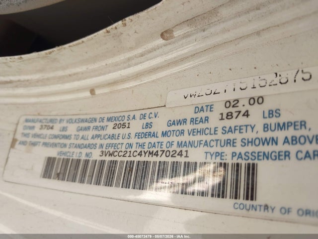 45072479 :رقم المزاد ، 3VWCC21C4YM470241 vin ، 2000 Volkswagen New Beetle Gls مزاد بيع