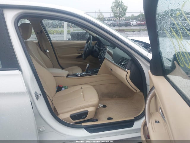 2013 Bmw 320i მანქანა იყიდება აუქციონზე, vin: WBA3B1C58DK128689, აუქციონის ნომერი: 45072488
