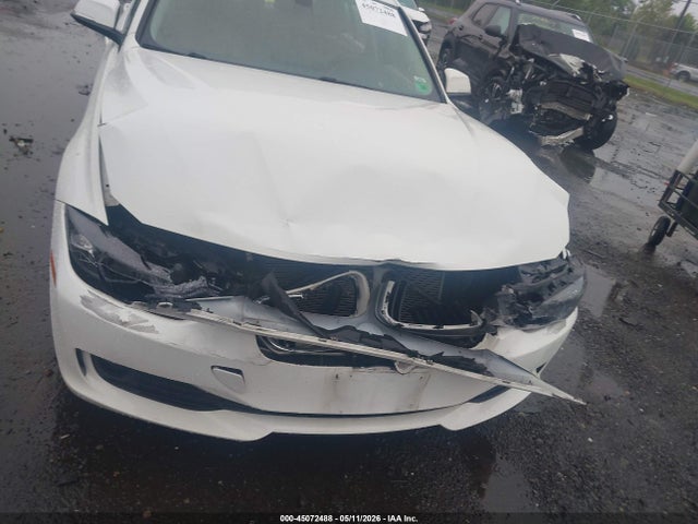 2013 Bmw 320i მანქანა იყიდება აუქციონზე, vin: WBA3B1C58DK128689, აუქციონის ნომერი: 45072488