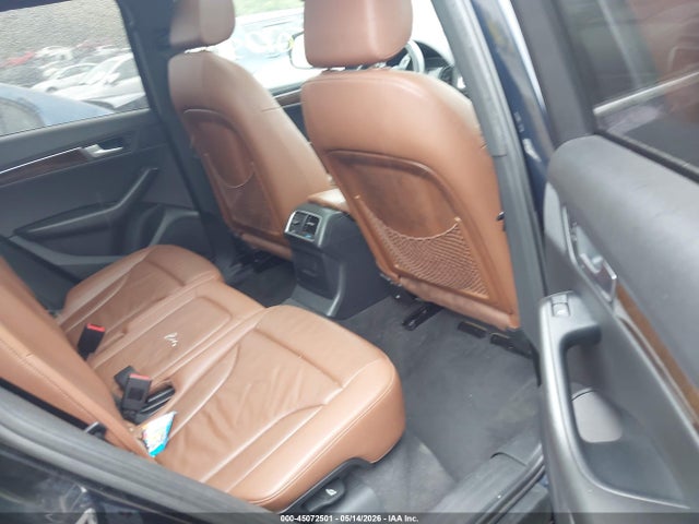 Продажа на аукционе авто 2011 Audi Q5 2.0t Premium, vin: WA1CFAFP2BA048032, номер лота: 45072501