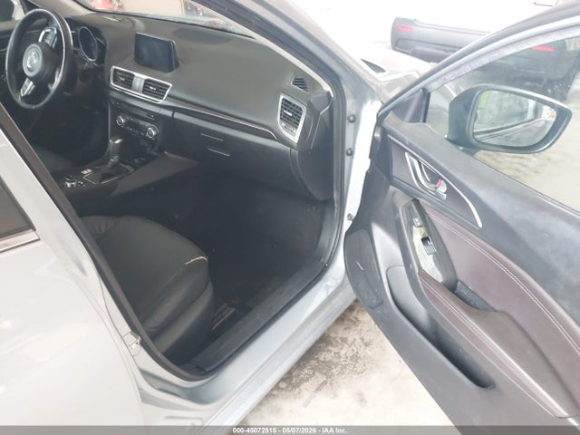 45072515 :رقم المزاد ، 3MZBN1W38JM188683 vin ، 2018 Mazda Mazda3 Grand Touring مزاد بيع