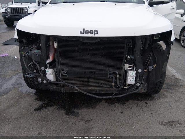 1C4RJFCGXFC209592 Jeep Grand Cherokee High Altitude