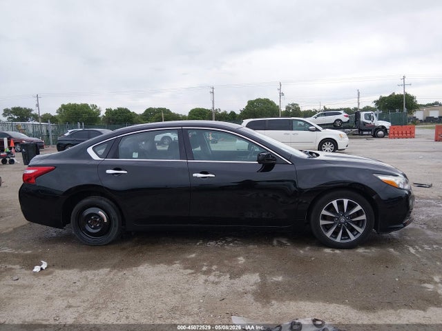 1N4AL3APXHC243582 Nissan Altima 2.5 Sv