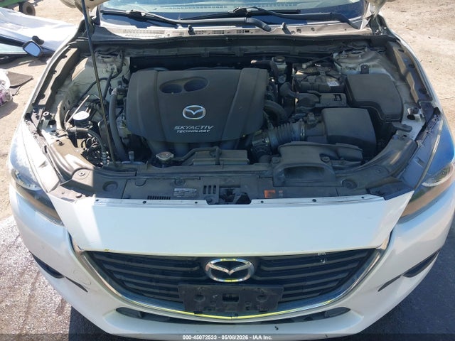 45072533 :رقم المزاد ، 3MZBN1V39JM231073 vin ، 2018 Mazda Mazda3 Touring مزاد بيع