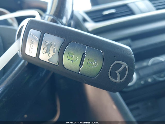 45072533 :رقم المزاد ، 3MZBN1V39JM231073 vin ، 2018 Mazda Mazda3 Touring مزاد بيع