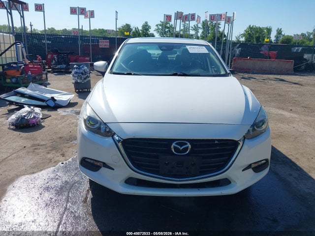 45072533 :رقم المزاد ، 3MZBN1V39JM231073 vin ، 2018 Mazda Mazda3 Touring مزاد بيع