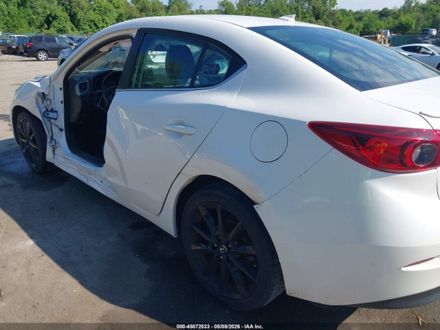45072533 :رقم المزاد ، 3MZBN1V39JM231073 vin ، 2018 Mazda Mazda3 Touring مزاد بيع