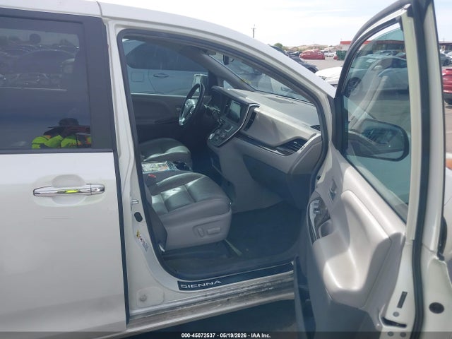 Продажа на аукционе авто 2015 Toyota Sienna Xle 8 Passenger, vin: 5TDYK3DC6FS672167, номер лота: 45072537