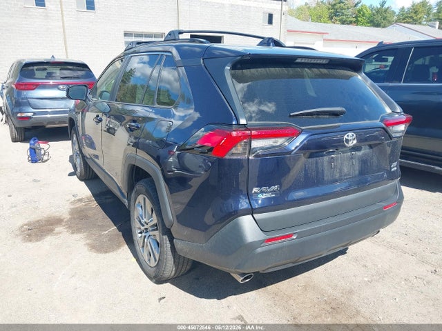 Toyota Rav4 Xle Premium 2024 2T3A1RFV3RW413628 Image 3