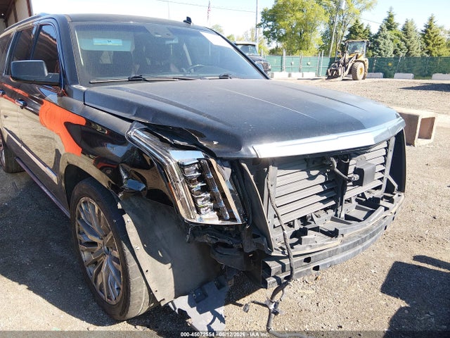 2015 Cadillac Escalade Esv Premium მანქანა იყიდება აუქციონზე, vin: 1GYS4JKJ9FR304421, აუქციონის ნომერი: 45072554