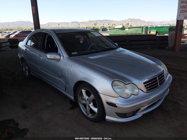 45072555 :رقم المزاد ، WDBRF52H96A913606 vin ، 2006 Mercedes-benz C-class Sport مزاد بيع