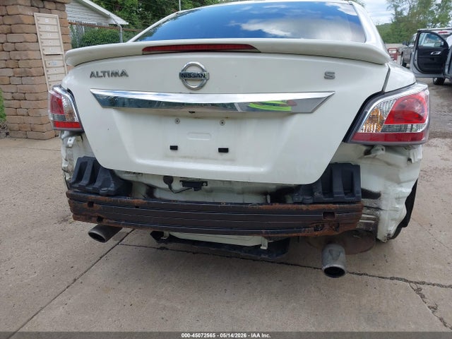Nissan Altima 2.5 S 2015 1N4AL3AP1FC122050 Image 6