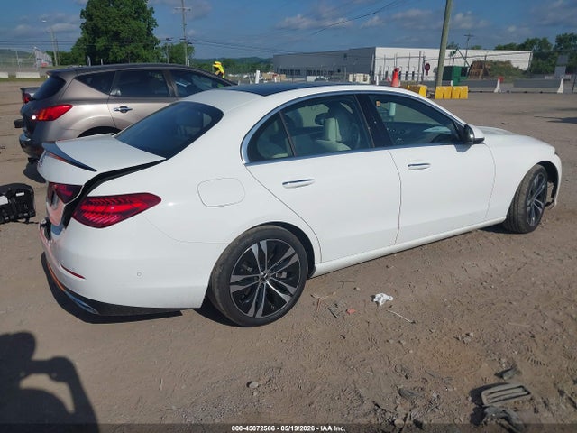 W1KAF4GB4NR016065 Mercedes-Benz C 300 Sedan
