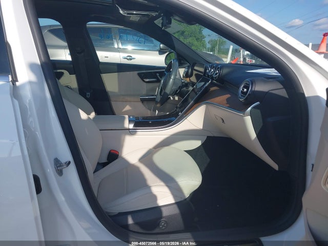 W1KAF4GB4NR016065 Mercedes-Benz C 300 Sedan
