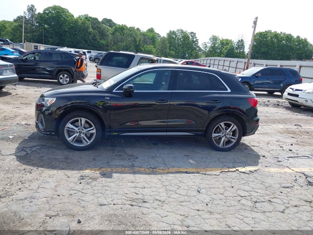 2021 Audi Q3 Premium Plus 45 Tfsi S Line Quattro Tiptronic მანქანა იყიდება აუქციონზე, vin: WA1EECF37M1055372, აუქციონის ნომერი: 45072569