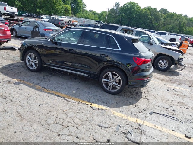 2021 Audi Q3 Premium Plus 45 Tfsi S Line Quattro Tiptronic მანქანა იყიდება აუქციონზე, vin: WA1EECF37M1055372, აუქციონის ნომერი: 45072569