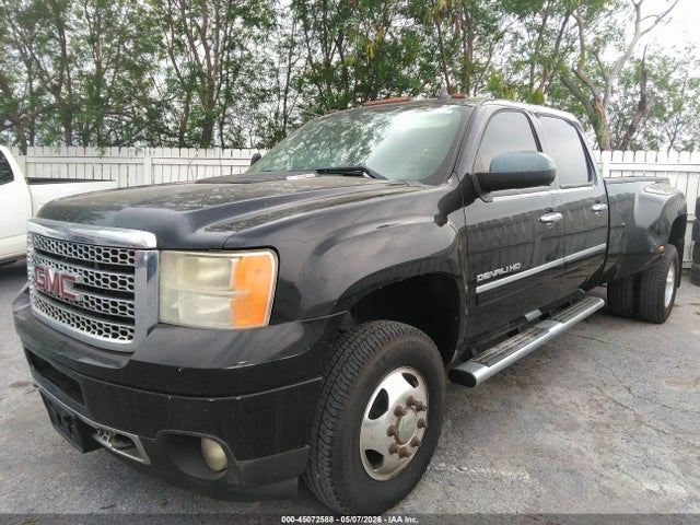 45072588 :رقم المزاد ، 1GT426C80DF210519 vin ، 2013 Gmc Sierra 3500hd Denali مزاد بيع