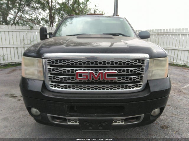 45072588 :رقم المزاد ، 1GT426C80DF210519 vin ، 2013 Gmc Sierra 3500hd Denali مزاد بيع