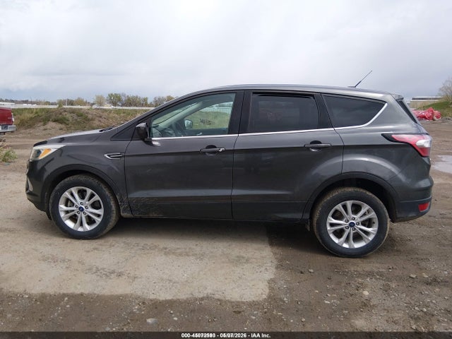 45072593 :رقم المزاد ، 1FMCU9GD8HUE50221 vin ، 2017 Ford Escape Se مزاد بيع
