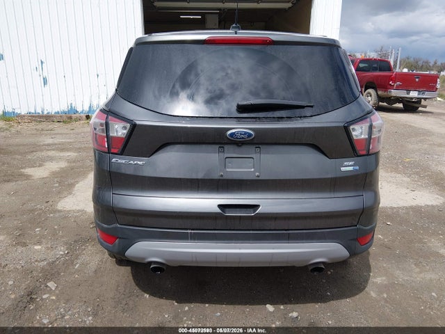 45072593 :رقم المزاد ، 1FMCU9GD8HUE50221 vin ، 2017 Ford Escape Se مزاد بيع