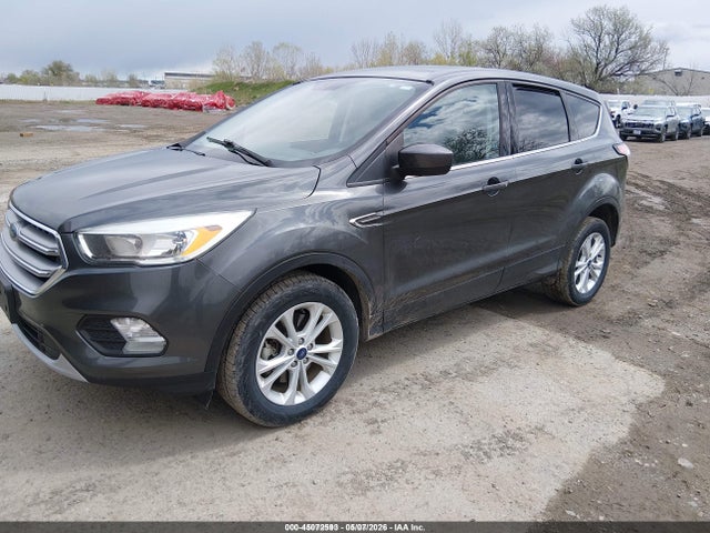 45072593 :رقم المزاد ، 1FMCU9GD8HUE50221 vin ، 2017 Ford Escape Se مزاد بيع