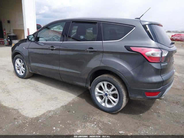 45072593 :رقم المزاد ، 1FMCU9GD8HUE50221 vin ، 2017 Ford Escape Se مزاد بيع