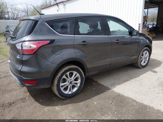 45072593 :رقم المزاد ، 1FMCU9GD8HUE50221 vin ، 2017 Ford Escape Se مزاد بيع